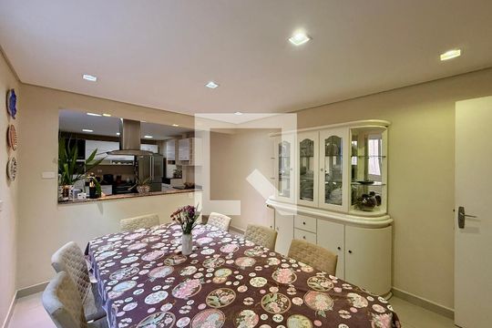 Sala  de casa à venda com 3 quartos, 174m² em Santo Amaro, São Paulo