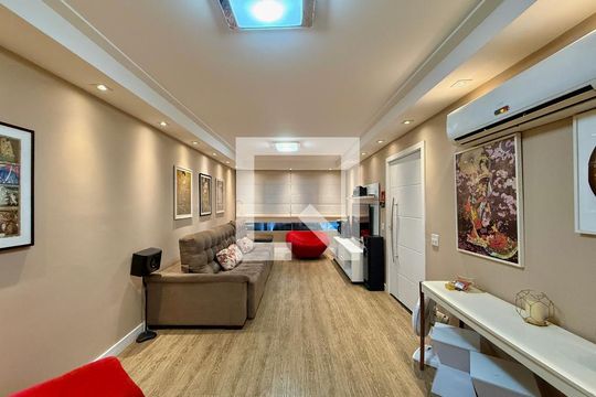 Sala  de casa à venda com 3 quartos, 174m² em Santo Amaro, São Paulo