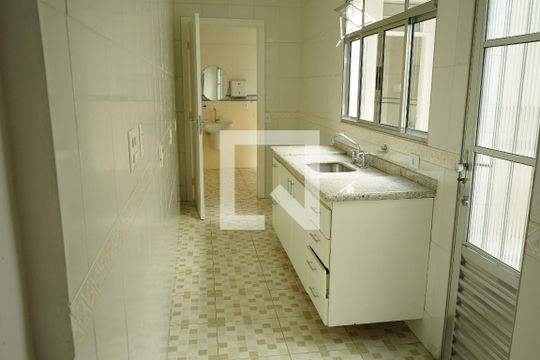 Cozinha de casa para alugar com 3 quartos, 160m² em Cidade Mãe do Céu, São Paulo