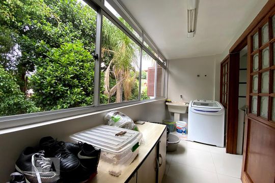 Lavanderia de apartamento à venda com 4 quartos, 330m² em Primavera, Novo Hamburgo