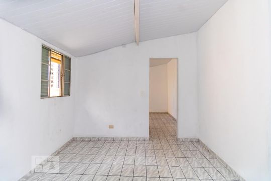Casa para alugar com 1 quarto, 40m² em Vila Maria Alta, São Paulo