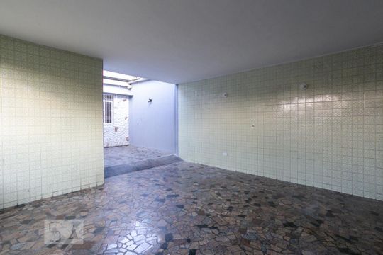 Garagem de casa para alugar com 3 quartos, 200m² em Baeta Neves, São Bernardo do Campo