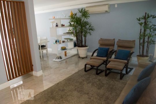Sala de casa de condomínio à venda com 4 quartos, 300m² em Jardim Colombo, São Paulo