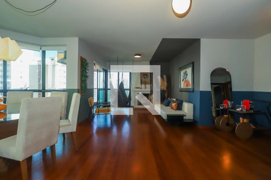 Apartamento à venda com 4 quartos, 207m² em Perdizes, São Paulo