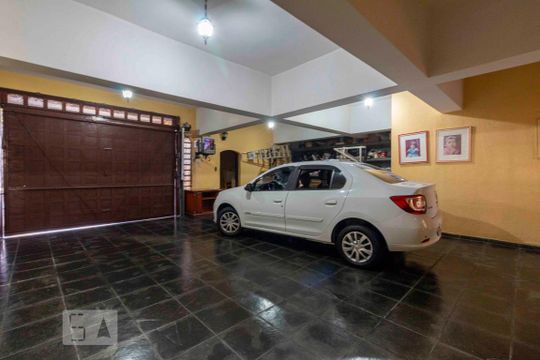 Garagem de casa para alugar com 3 quartos, 440m² em Jardim Maringá, São Paulo