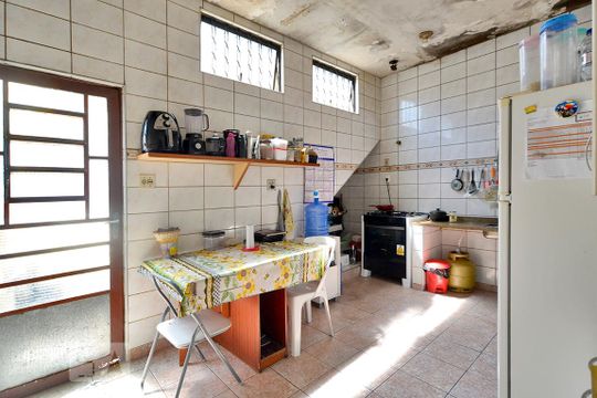 Cozinha de casa à venda com 2 quartos, 300m² em Alto da Lapa, São Paulo