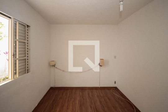 Quarto de casa à venda com 2 quartos, 120m² em Vila Santa Clara, São Paulo