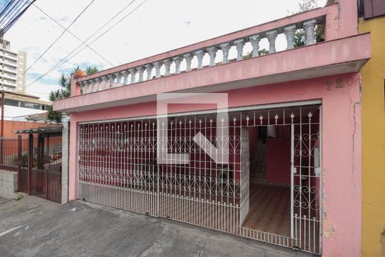 Fachada de casa à venda com 2 quartos, 120m² em Vila Santa Clara, São Paulo