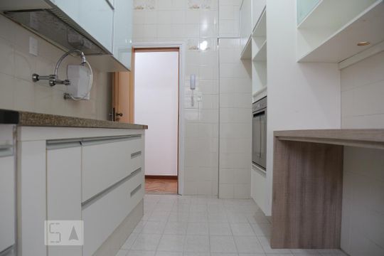 Cozinha de apartamento para alugar com 3 quartos, 125m² em Tijuca, Rio de Janeiro