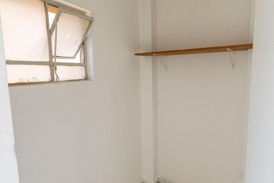 Quarto de serviço de apartamento para alugar com 2 quartos, 63m² em Vila Mariana, São Paulo
