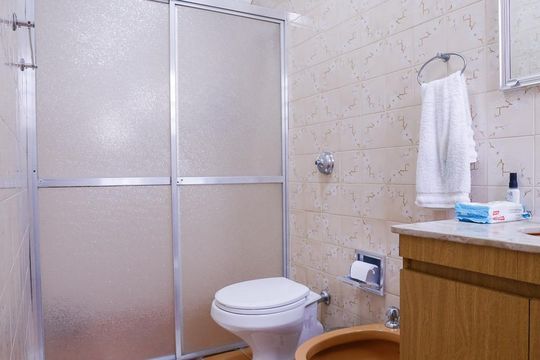 Banheiro Suíte de casa à venda com 3 quartos, 250m² em Sumaré, São Paulo