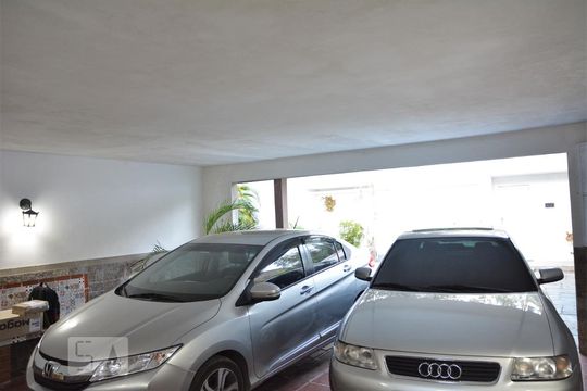 Garagem de casa à venda com 3 quartos, 287m² em Jacarepaguá, Rio de Janeiro