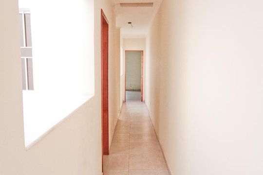 Corredor de casa à venda com 3 quartos, 125m² em Vila América, São Paulo