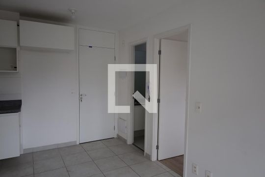 Sala/Cozinha de apartamento à venda com 2 quartos, 40m² em Jurubatuba, São Paulo