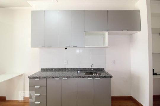 Armários da cozinha de kitnet/studio para alugar com 1 quarto, 36m² em Santa Paula, São Caetano do Sul