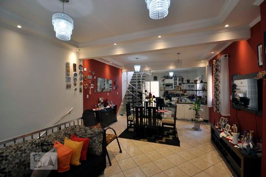 Casa à venda com 4 quartos, 250m² em Jaguaribe, Osasco