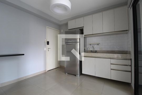 Sala/Cozinha de apartamento para alugar com 1 quarto, 35m² em Vila Olímpia, São Paulo
