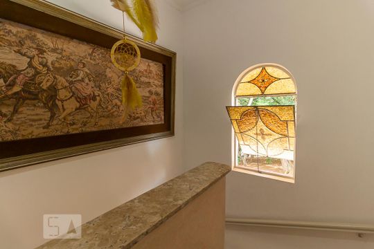 Corredor de casa à venda com 4 quartos, 150m² em Jardim Prudência, São Paulo