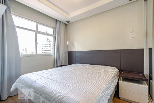 Suíte 1 de apartamento à venda com 3 quartos, 60m² em Alto da Glória, Curitiba