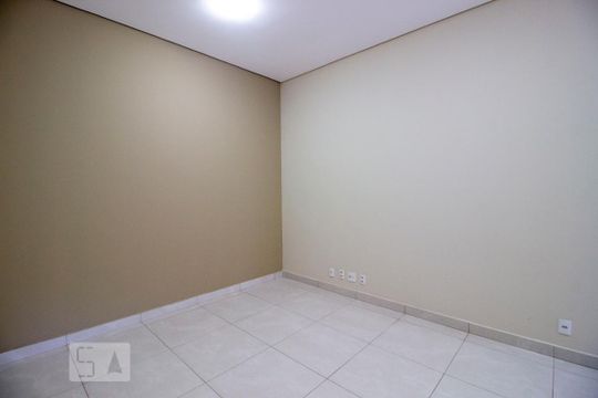 Sala de apartamento para alugar com 2 quartos, 80m² em Jardim Samambaia, Jundiaí