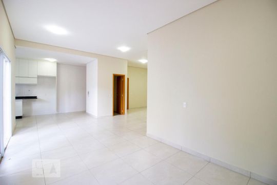 Sala de apartamento para alugar com 2 quartos, 80m² em Jardim Samambaia, Jundiaí