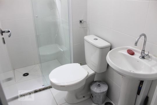 Banheiro de apartamento à venda com 2 quartos, 47m² em Itaquera, São Paulo