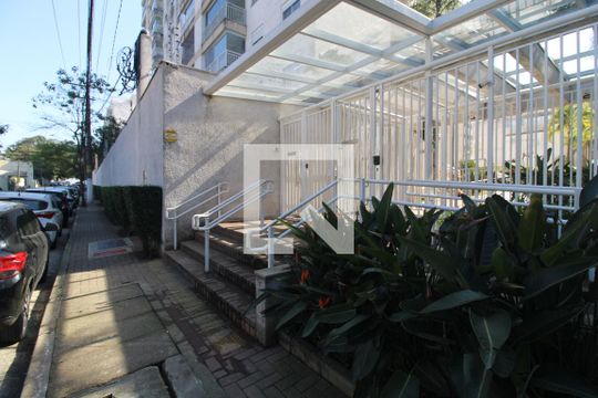 Fachada de apartamento à venda com 2 quartos, 68m² em Vila Isa, São Paulo
