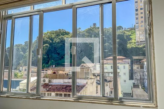 Vista da Sala de apartamento para alugar com 2 quartos, 50m² em Centro, Rio de Janeiro
