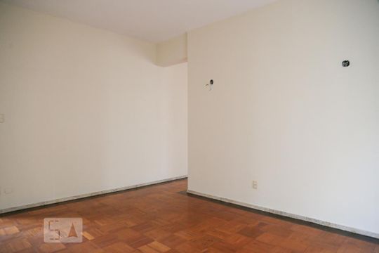 Sala de apartamento à venda com 3 quartos, 200m² em Tijuca, Rio de Janeiro