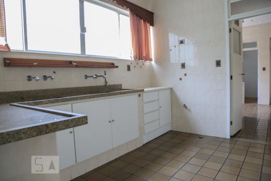 Cozinha de apartamento à venda com 3 quartos, 200m² em Tijuca, Rio de Janeiro