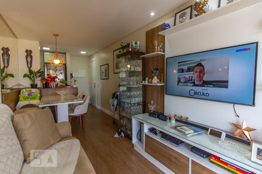 Sala de apartamento à venda com 2 quartos, 67m² em Parque São Jorge, São Paulo
