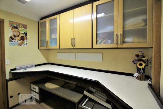 Qarto 4 home office de apartamento para alugar com 4 quartos, 134m² em Santo Antônio, São Caetano do Sul