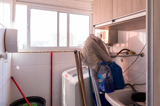 Área de serviço de apartamento à venda com 3 quartos, 90m² em Vila Rio, Guarulhos