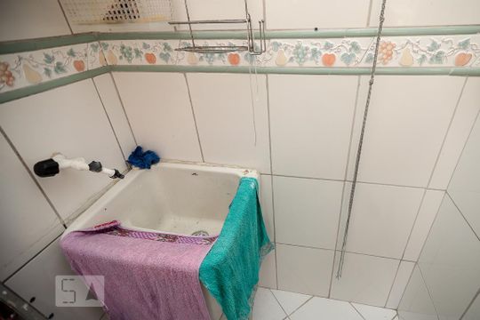 Área de Serviço de apartamento para alugar com 3 quartos, 59m² em Inhauma, Rio de Janeiro