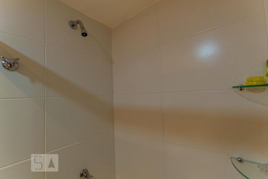 Banheiro Social de apartamento para alugar com 2 quartos, 60m² em Santa Rosa, Niterói