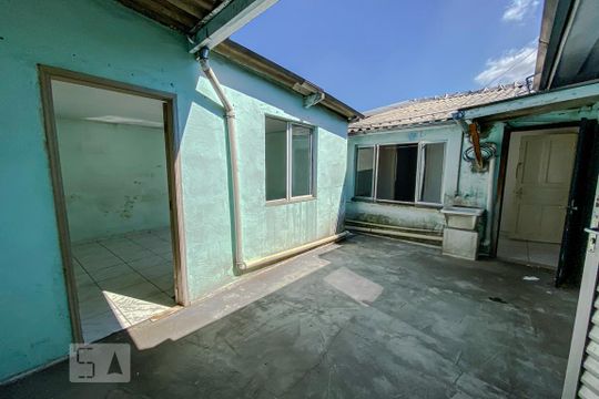 Lavanderia de casa à venda com 7 quartos, 140m² em Vila Celeste, São Paulo