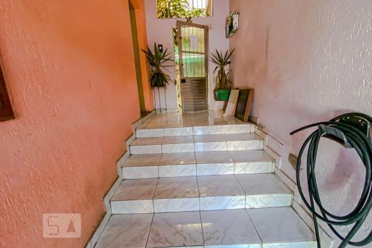Hall Social de casa à venda com 7 quartos, 140m² em Vila Celeste, São Paulo