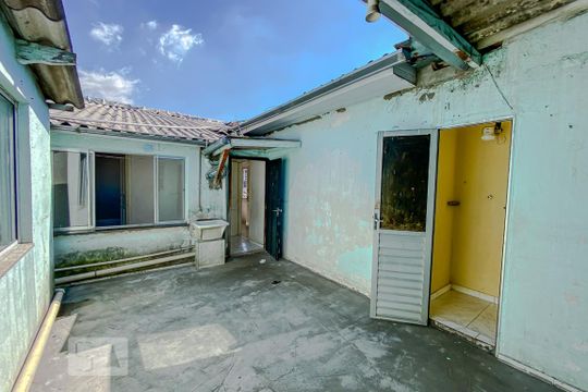 Lavanderia de casa à venda com 7 quartos, 140m² em Vila Celeste, São Paulo