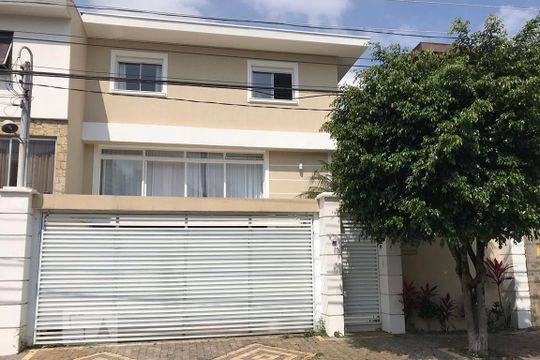 Fachada de casa à venda com 4 quartos, 450m² em Cursino, São Paulo