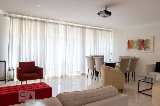 Sala 1 de casa à venda com 4 quartos, 450m² em Cursino, São Paulo