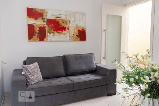 Sala 2 de casa para alugar com 4 quartos, 450m² em Cursino, São Paulo
