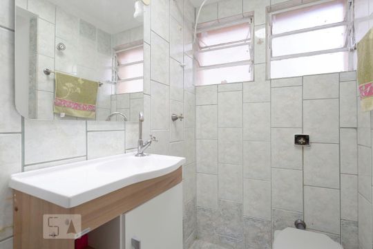 Banheiro de apartamento para alugar com 1 quarto, 40m² em Bela Vista, São Paulo