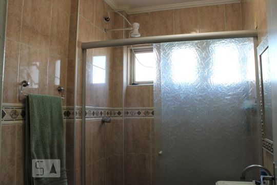 Banheiro de apartamento à venda com 2 quartos, 70m² em Luz, São Paulo