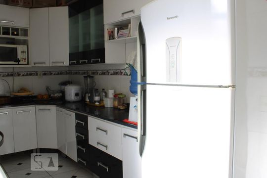 Cozinha de apartamento à venda com 2 quartos, 70m² em Luz, São Paulo