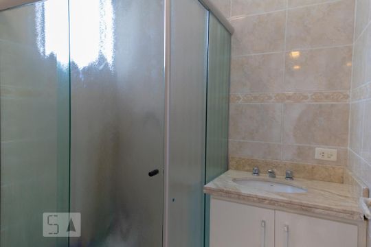 Banheiro de apartamento à venda com 2 quartos, 60m² em Conjunto Residencial Jardim Canaã, São Paulo
