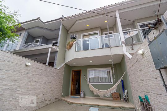 Fachada de casa à venda com 3 quartos, 156m² em Freguesia (jacarepaguá), Rio de Janeiro