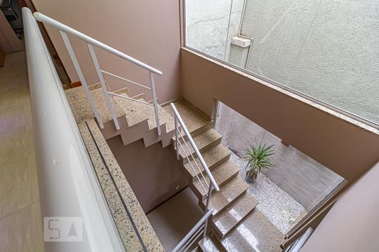Escada de casa à venda com 3 quartos, 156m² em Freguesia (jacarepaguá), Rio de Janeiro