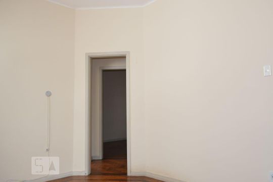 Sala de apartamento à venda com 2 quartos, 70m² em Icaraí, Niterói
