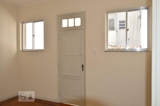 Sala de apartamento à venda com 2 quartos, 70m² em Icaraí, Niterói