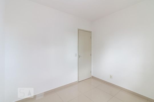 Quarto 1 de apartamento à venda com 2 quartos, 52m² em Jardim Flor da Montanha, Guarulhos